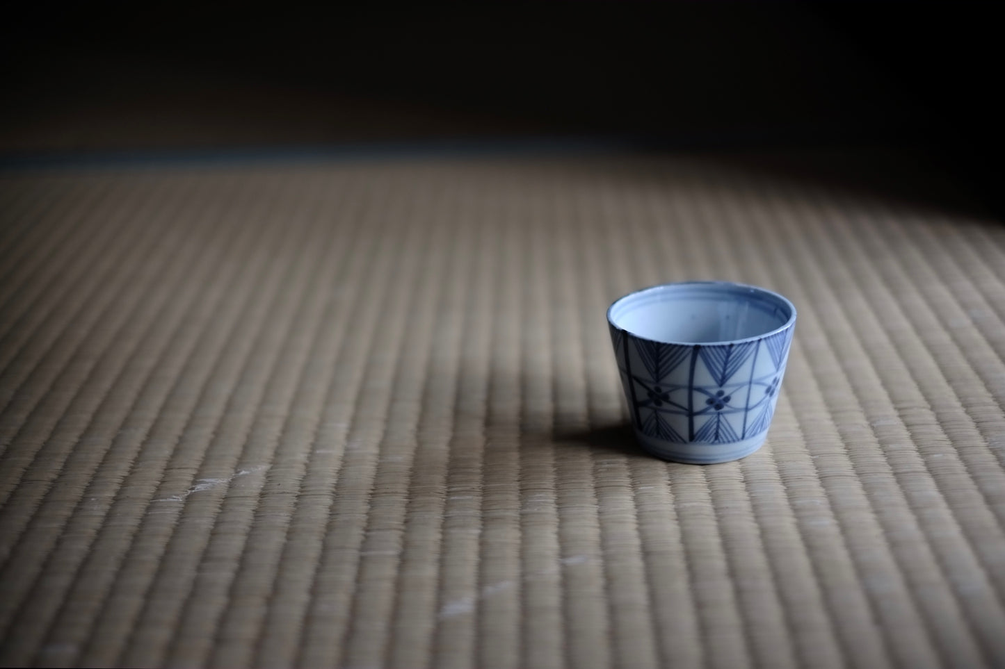 四弁花幾何文 蕎麦猪口 (江戸時代)