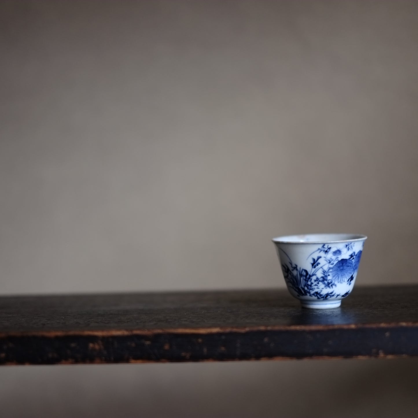 巨鹿城焼 秋草文染付 煎茶碗 盃 (江戸末)