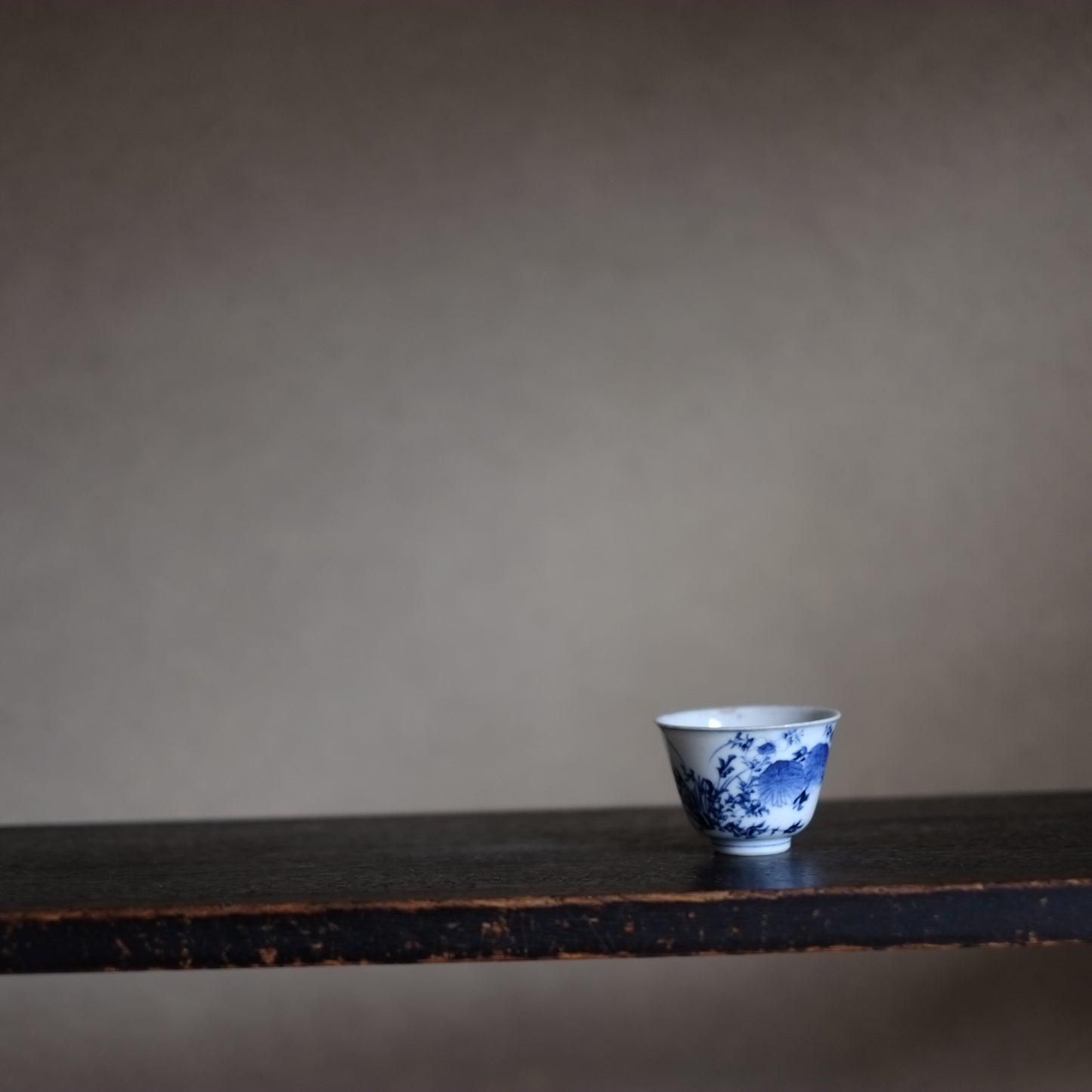 巨鹿城焼 秋草文染付 煎茶碗 盃 (江戸末)