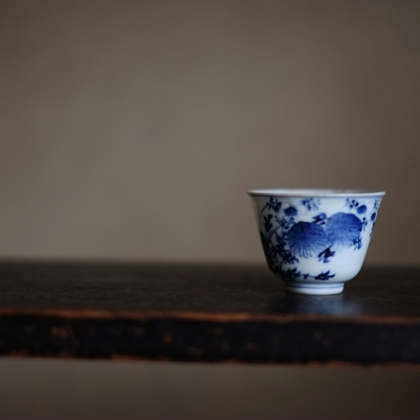 巨鹿城焼 秋草文染付 煎茶碗 盃 (江戸末)
