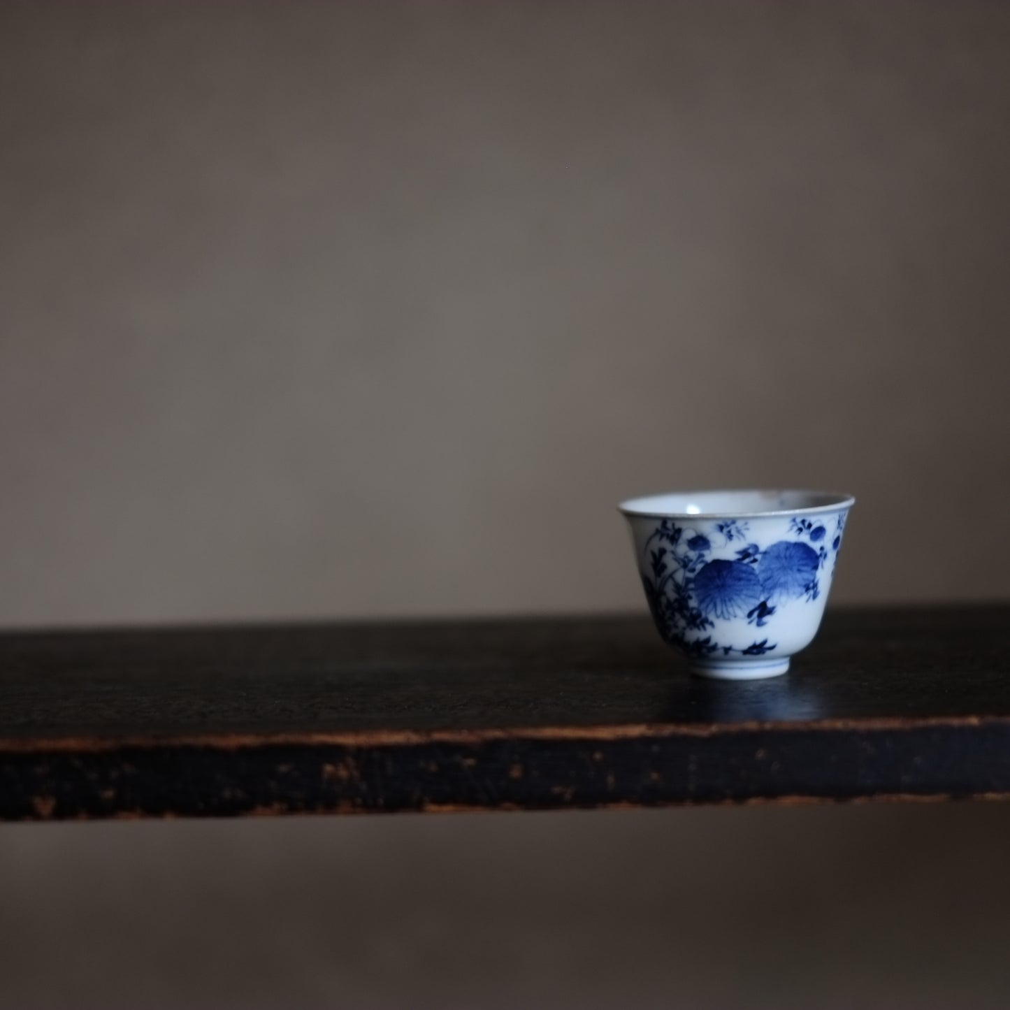 巨鹿城焼 秋草文染付 煎茶碗 盃 (江戸末)
