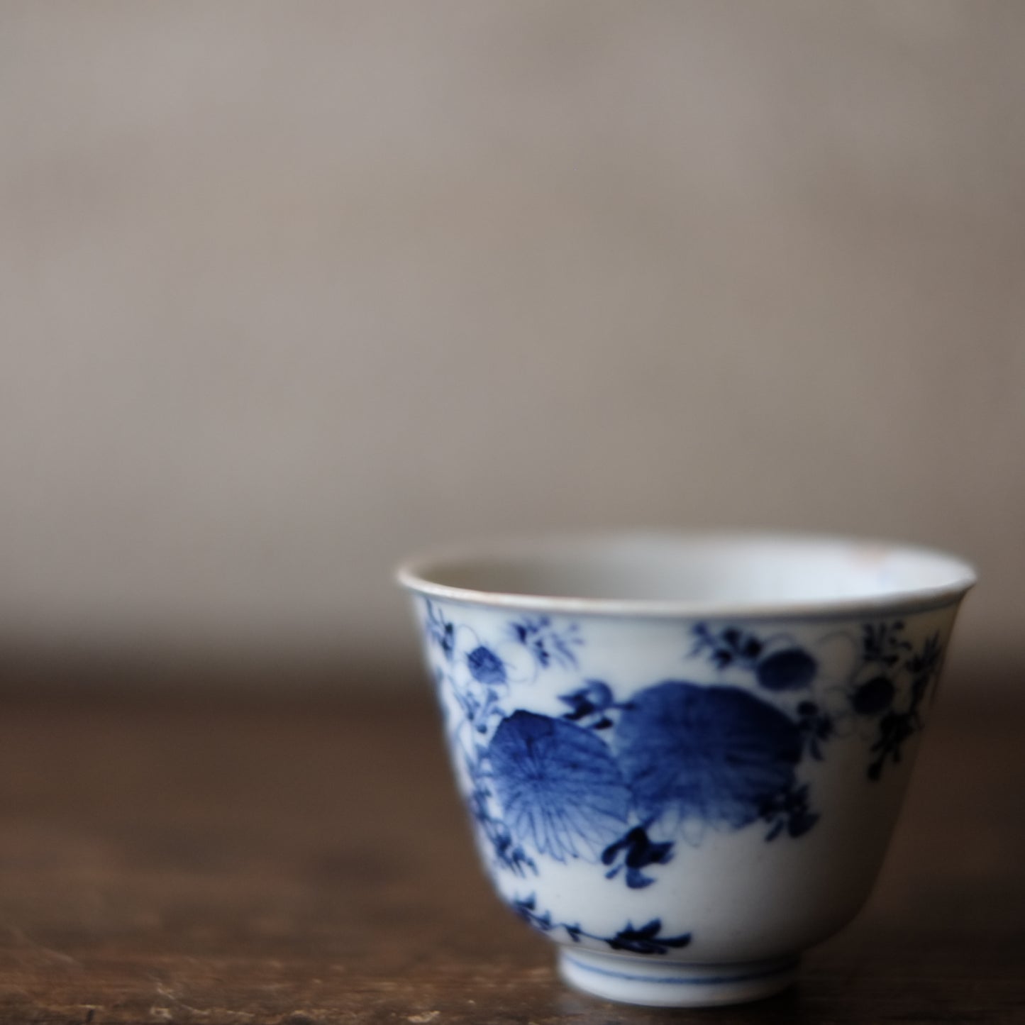 巨鹿城焼 秋草文染付 煎茶碗 盃 (江戸末)
