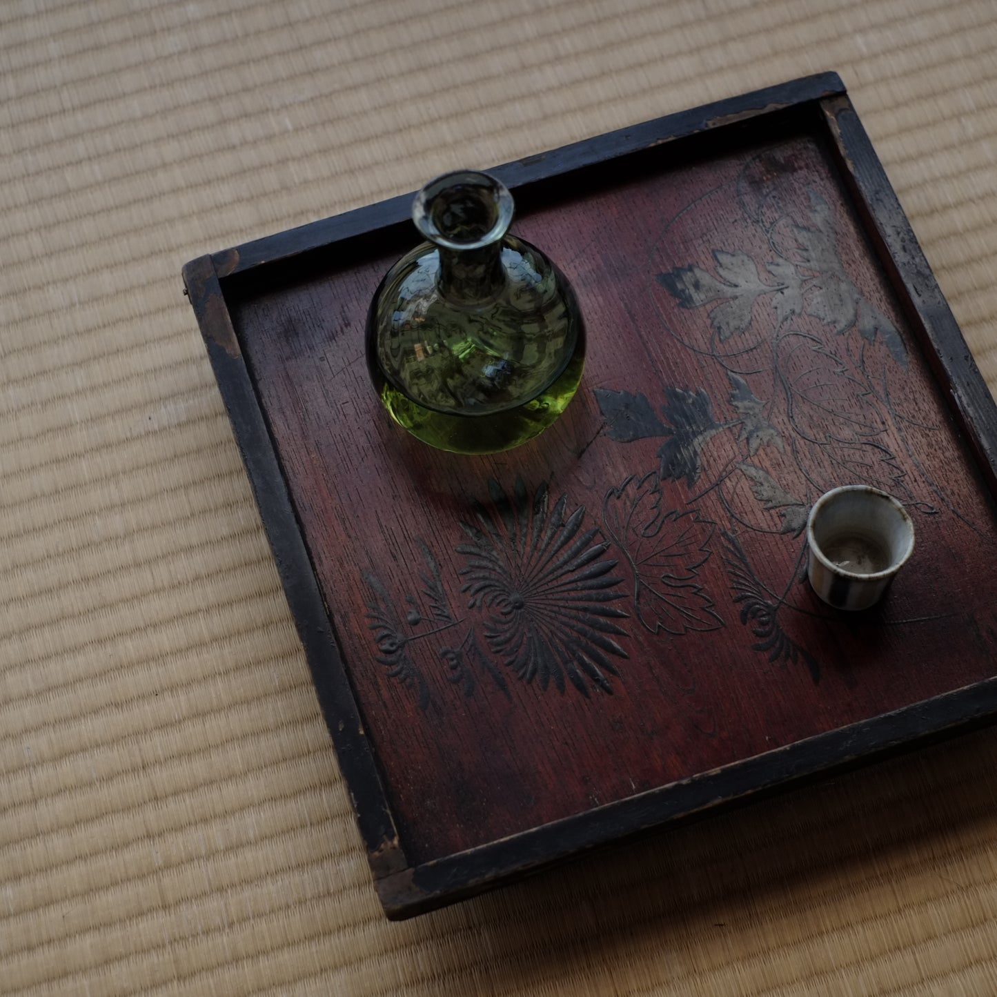 時代 黒漆絵足付膳 (江戸時代)