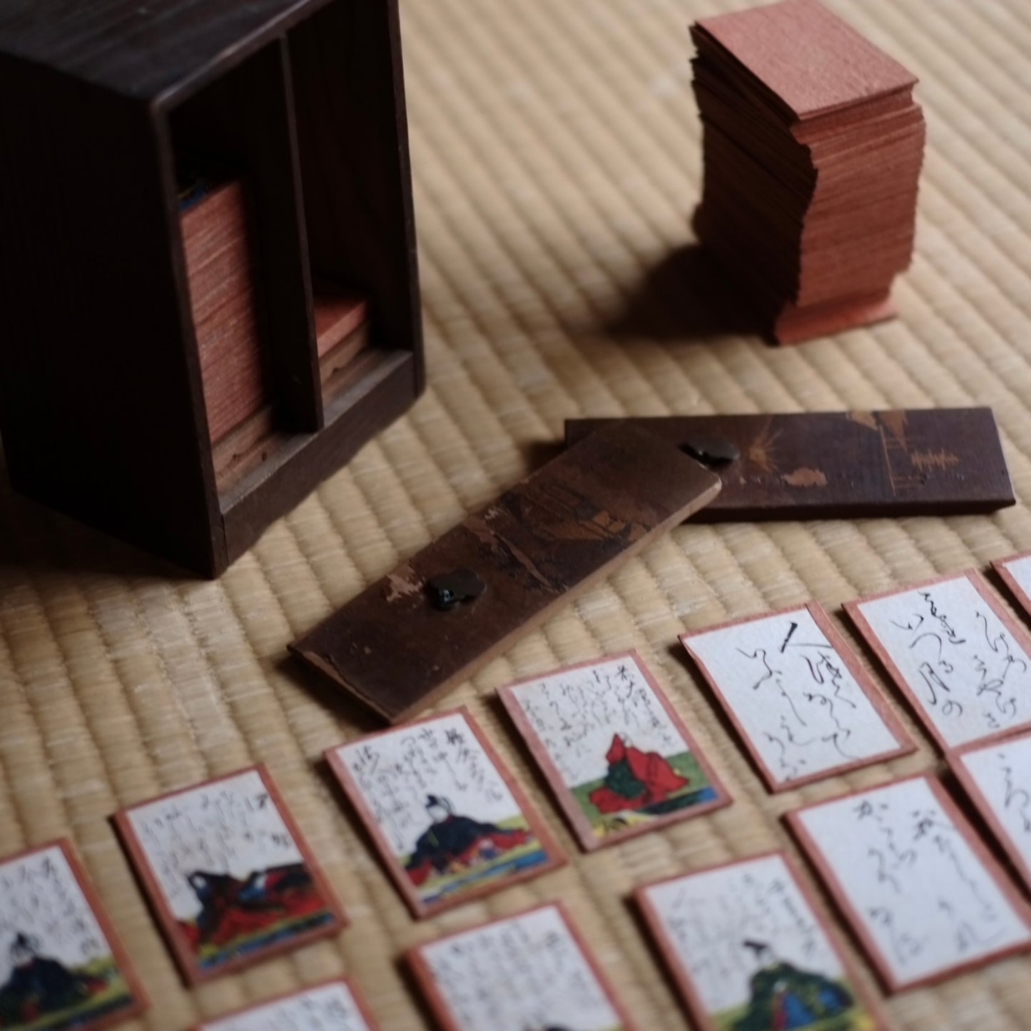 百人一首 彩色 時代歌留多 木箱付 (明治-大正時代)