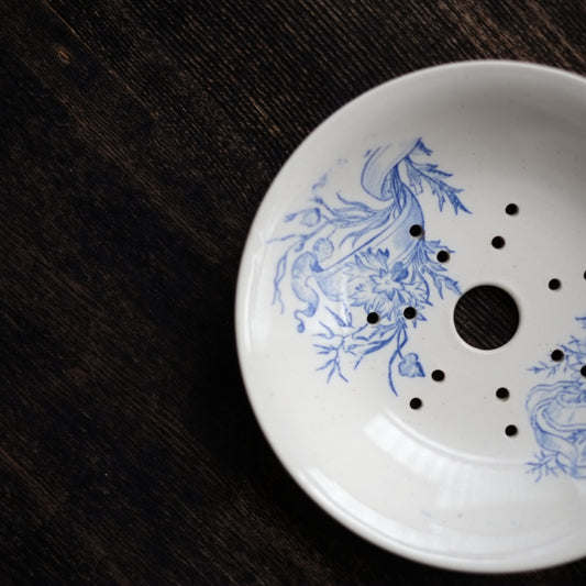 時代 フランス 白釉花草文 ソープディッシュ (19世紀-20世紀頭)