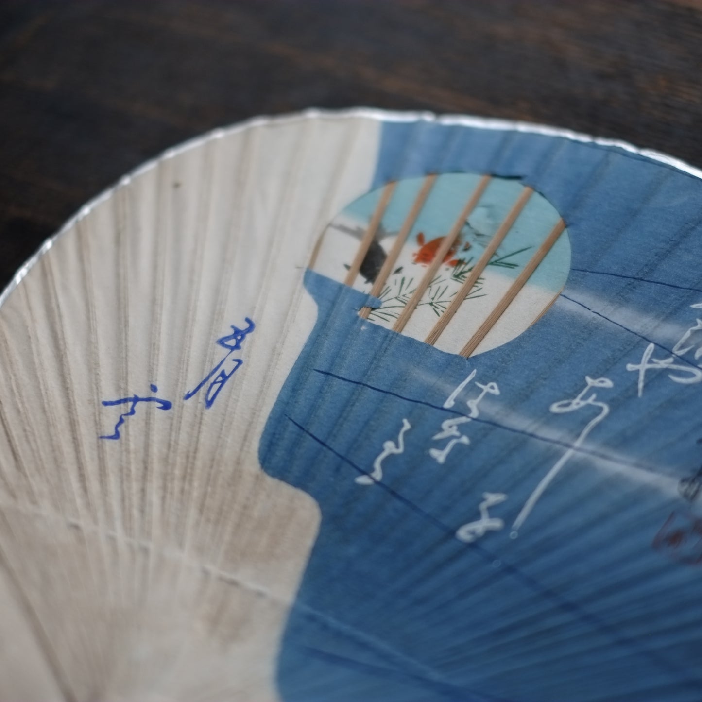 時代 縁銀窓枠金魚図 団扇 (大正〜昭和)