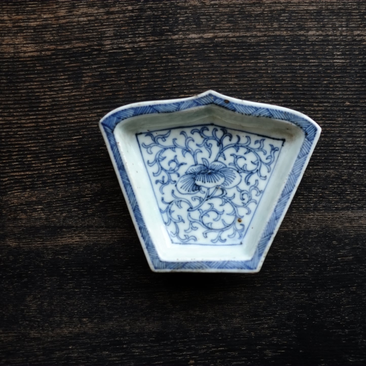 新渡染付 青花 変形皿 (清朝期)