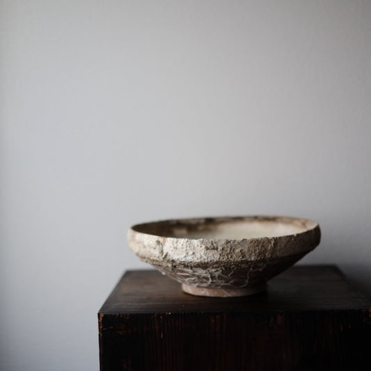 ビザンチン古陶 黄釉釘彫文大鉢 (11-13世紀)