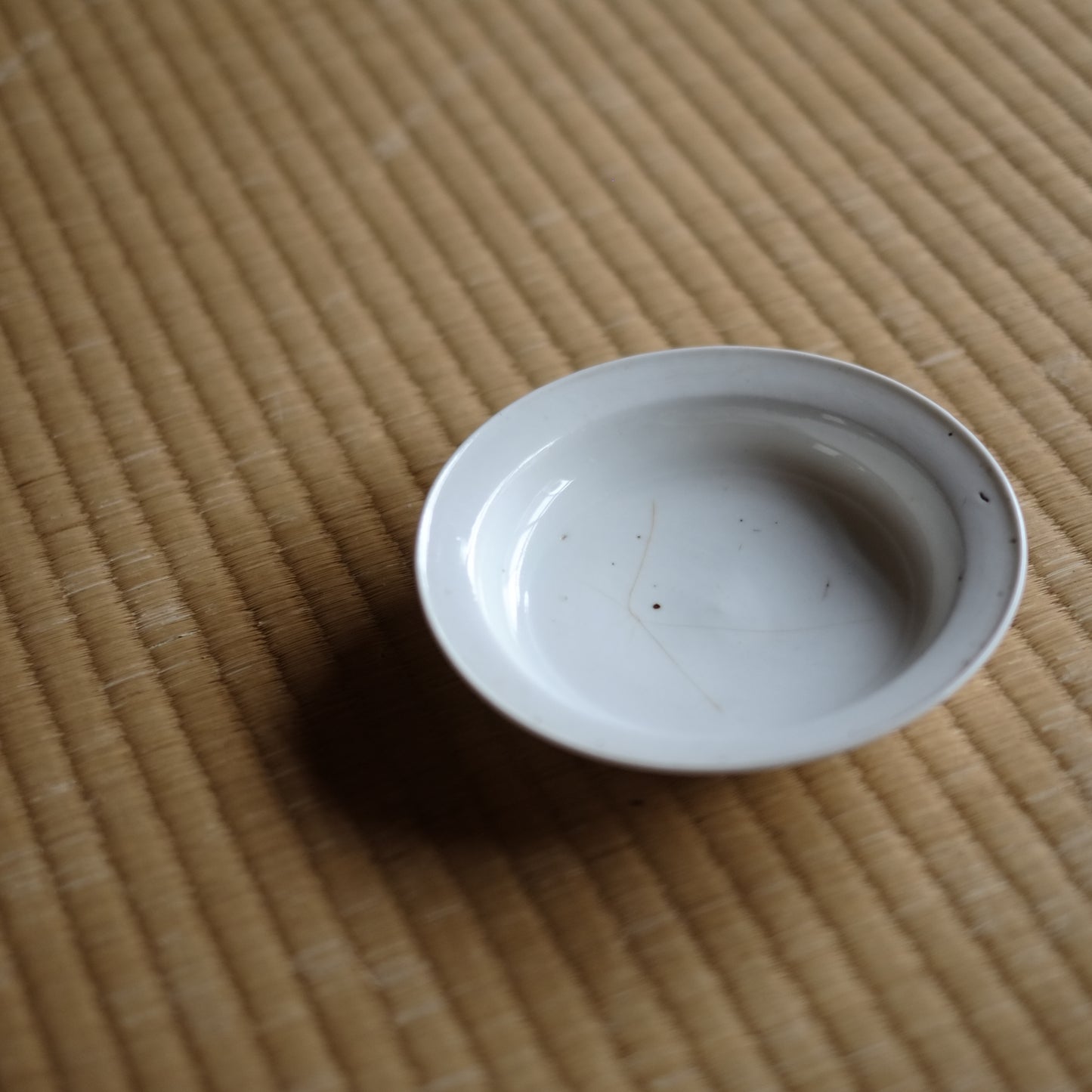 時代 白磁 リム丸皿( 18世紀頃)