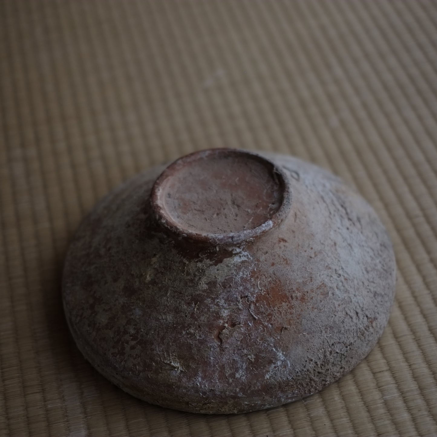 ビザンチン古陶 黄釉渦巻文大鉢 (11-13世紀)