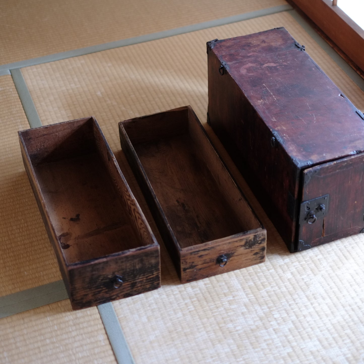 時代 鉄金具付小箪笥・抽斗箱 (江戸時代)
