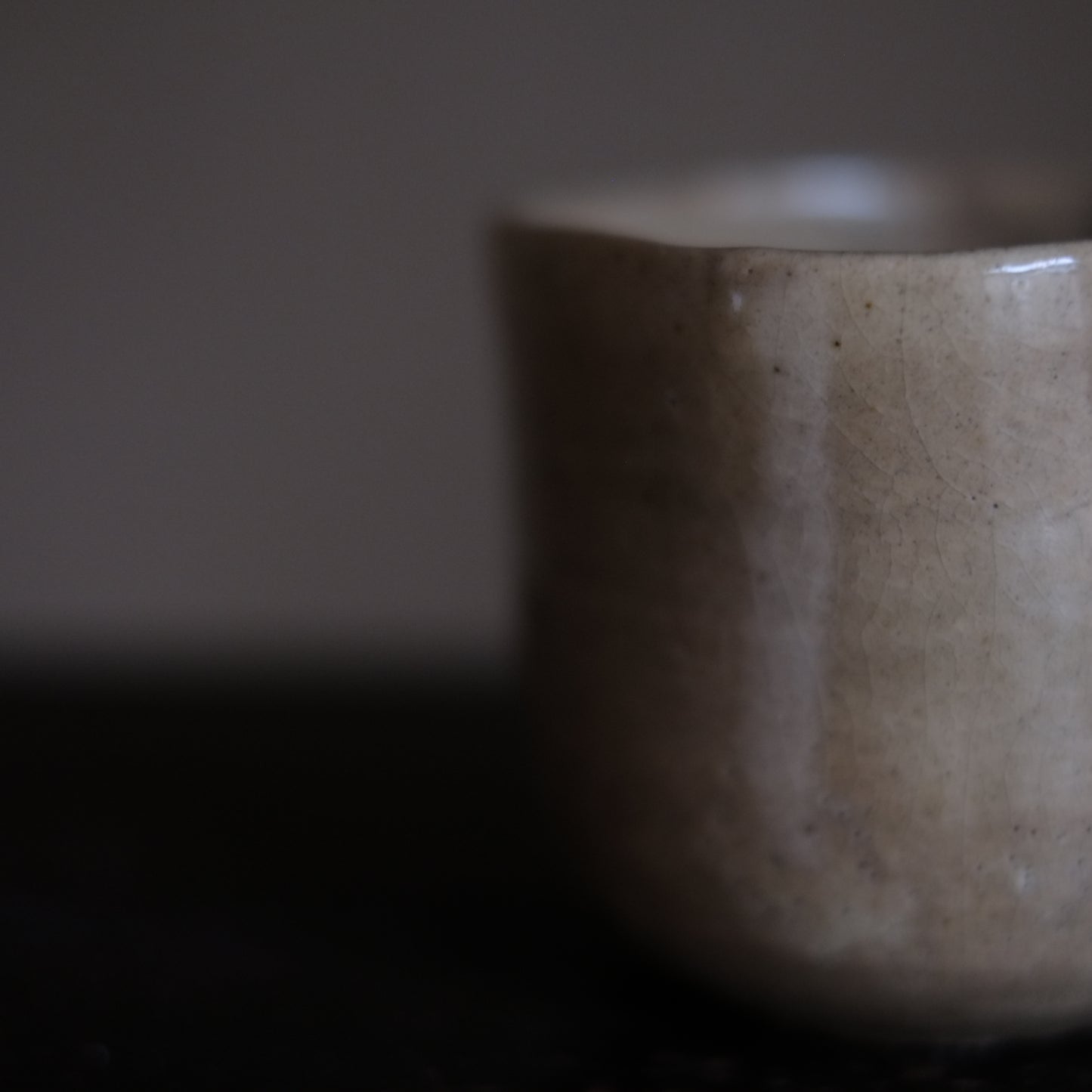 李朝 雨漏筒茶碗 (李朝朝鮮時代)