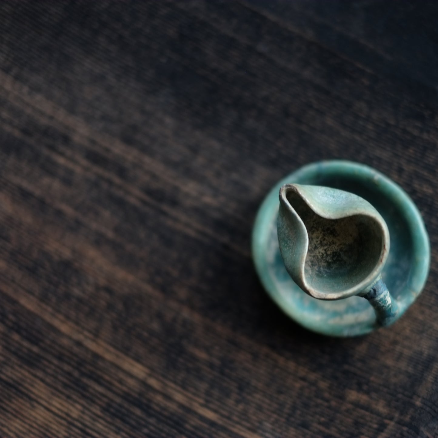 青緑釉銀化 灯火器 (11-12世紀 セルジューク朝期)