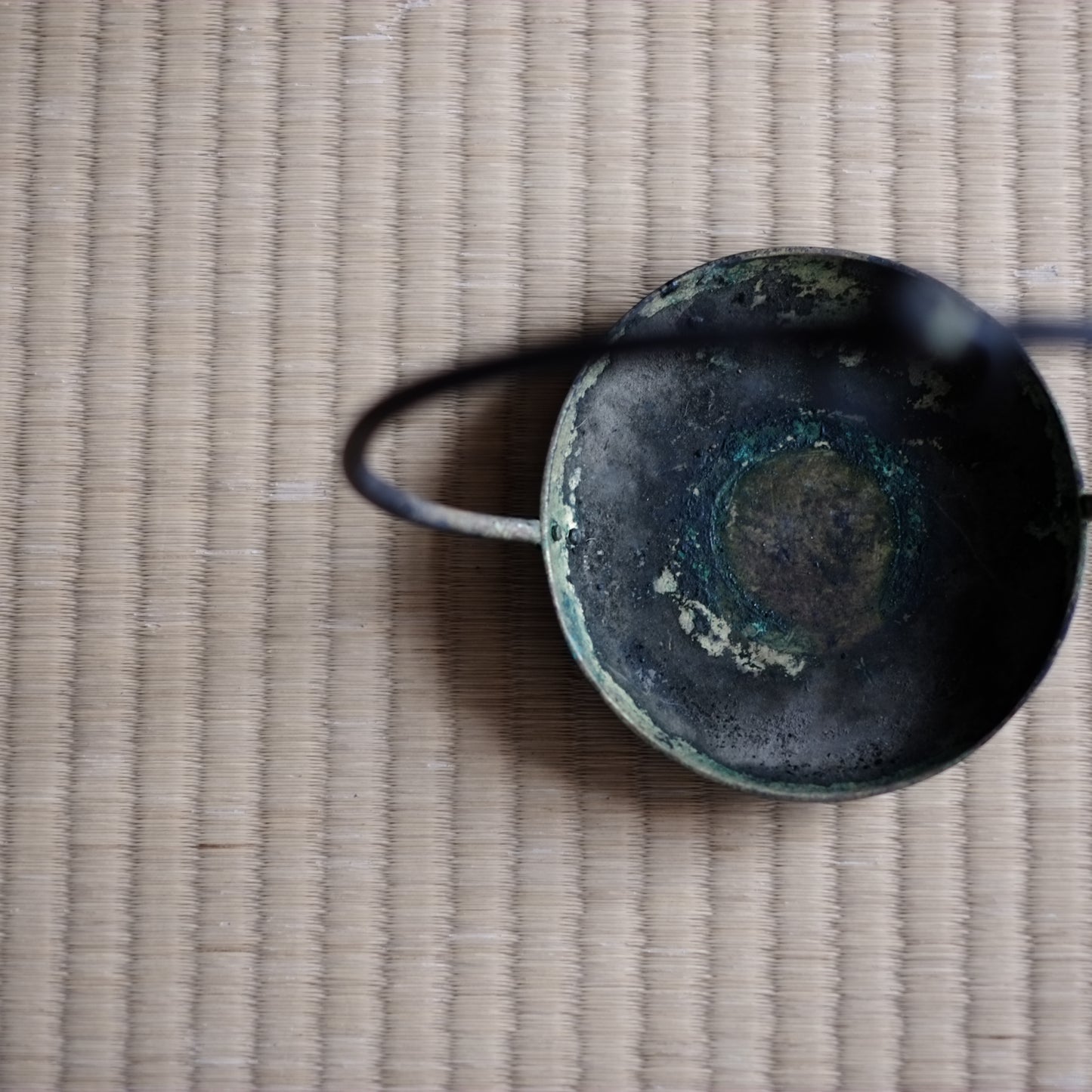 古銅 吊り灯火器 (明治期頃)