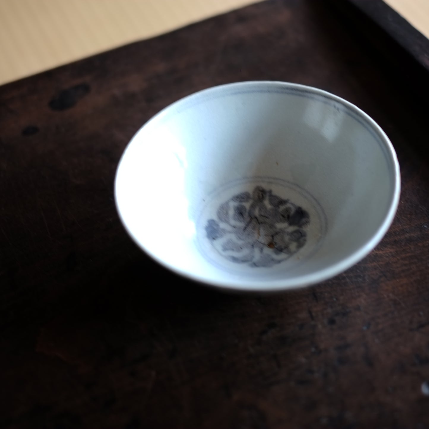 青花 花唐草文 茶碗 (明朝15-17世紀)