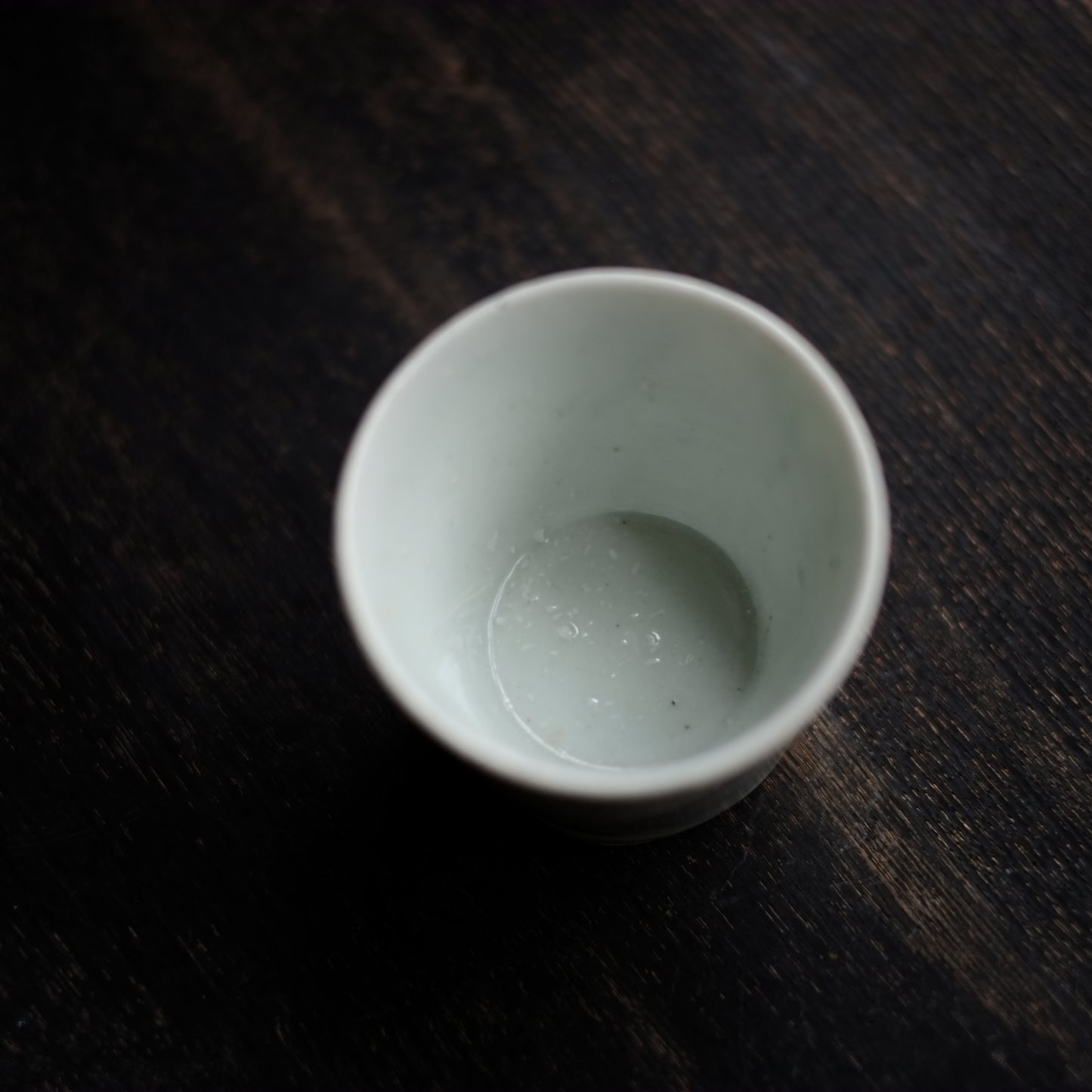 古伊万里 初期手 くらわんか 菖蒲文蕎麦猪口(江戸中期頃)