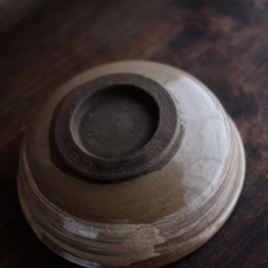 時代 白泥鉄絵草花文皿鉢(江戸後期-明治初期 19世紀)