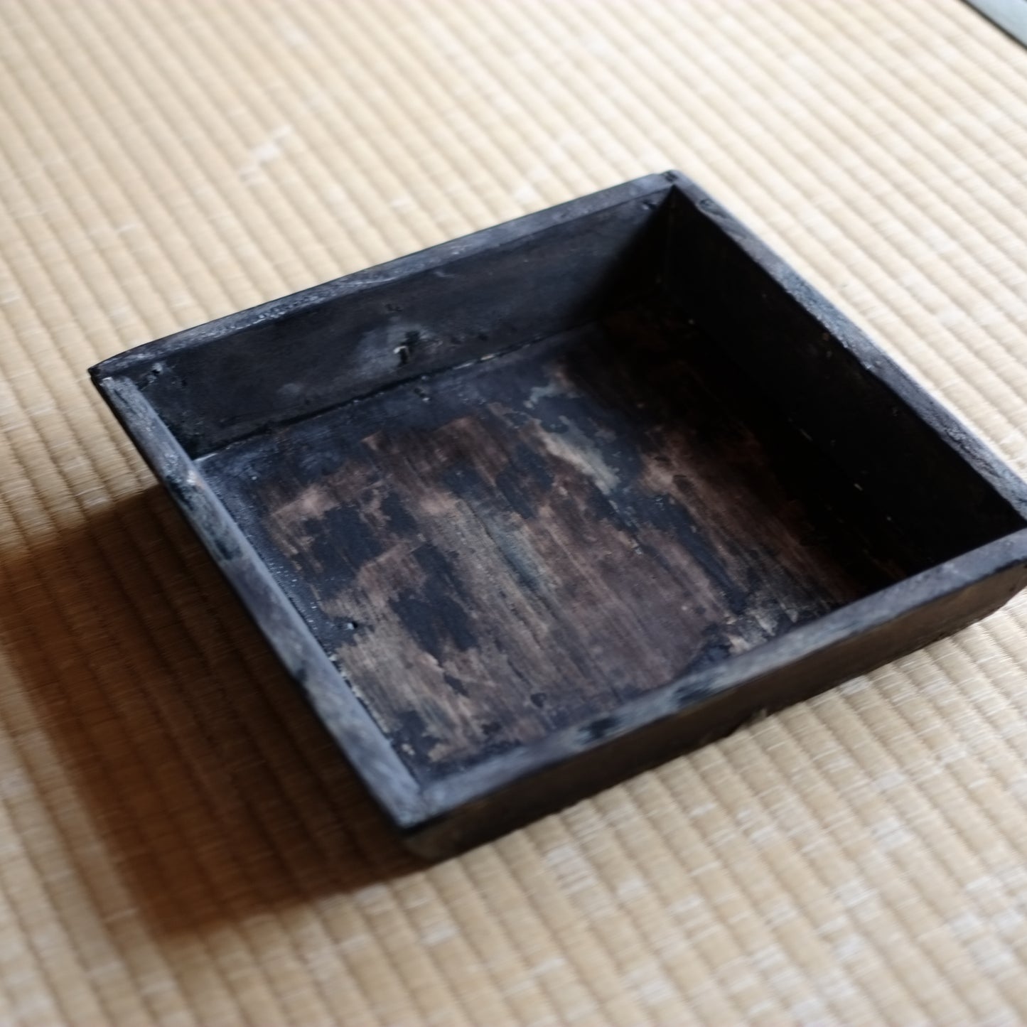時代 四方角盆 (19世紀)