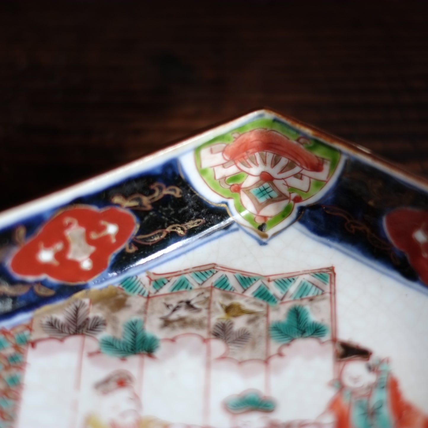 時代 大聖寺伊万里 色絵金襴 菱皿(明治時代)