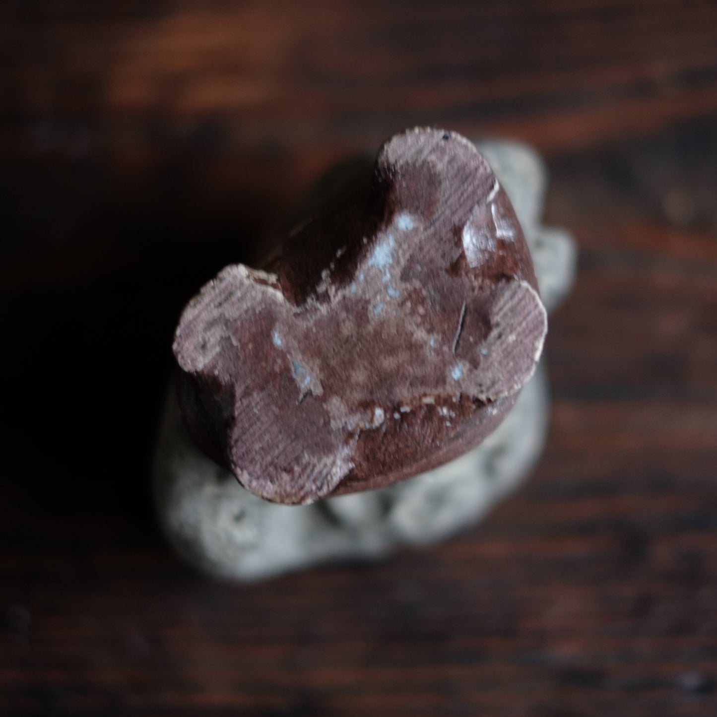 荒川石 溜まり 水石 (台座付)