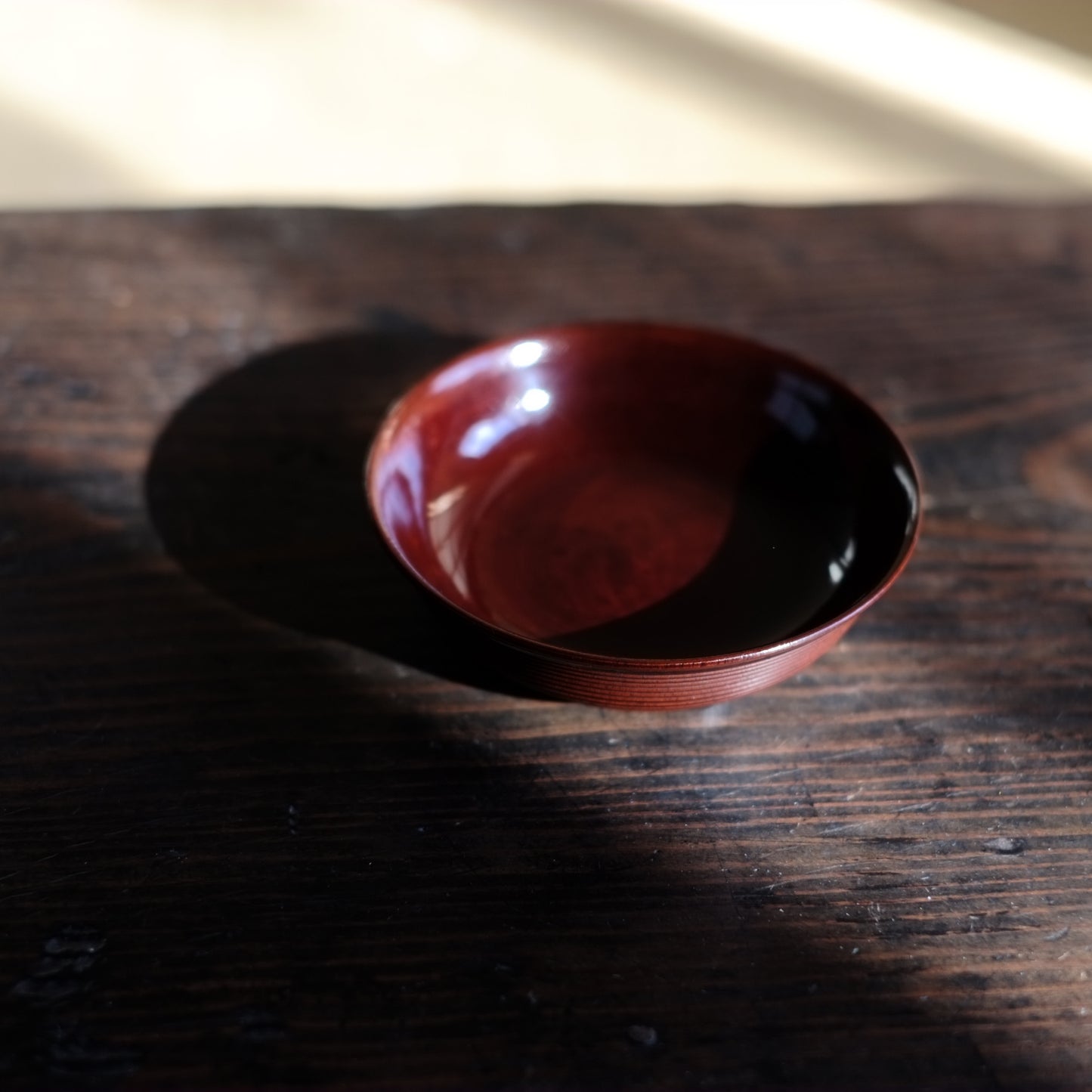 時代 天然漆 千筋溜塗底黒 小皿 (明治時代)