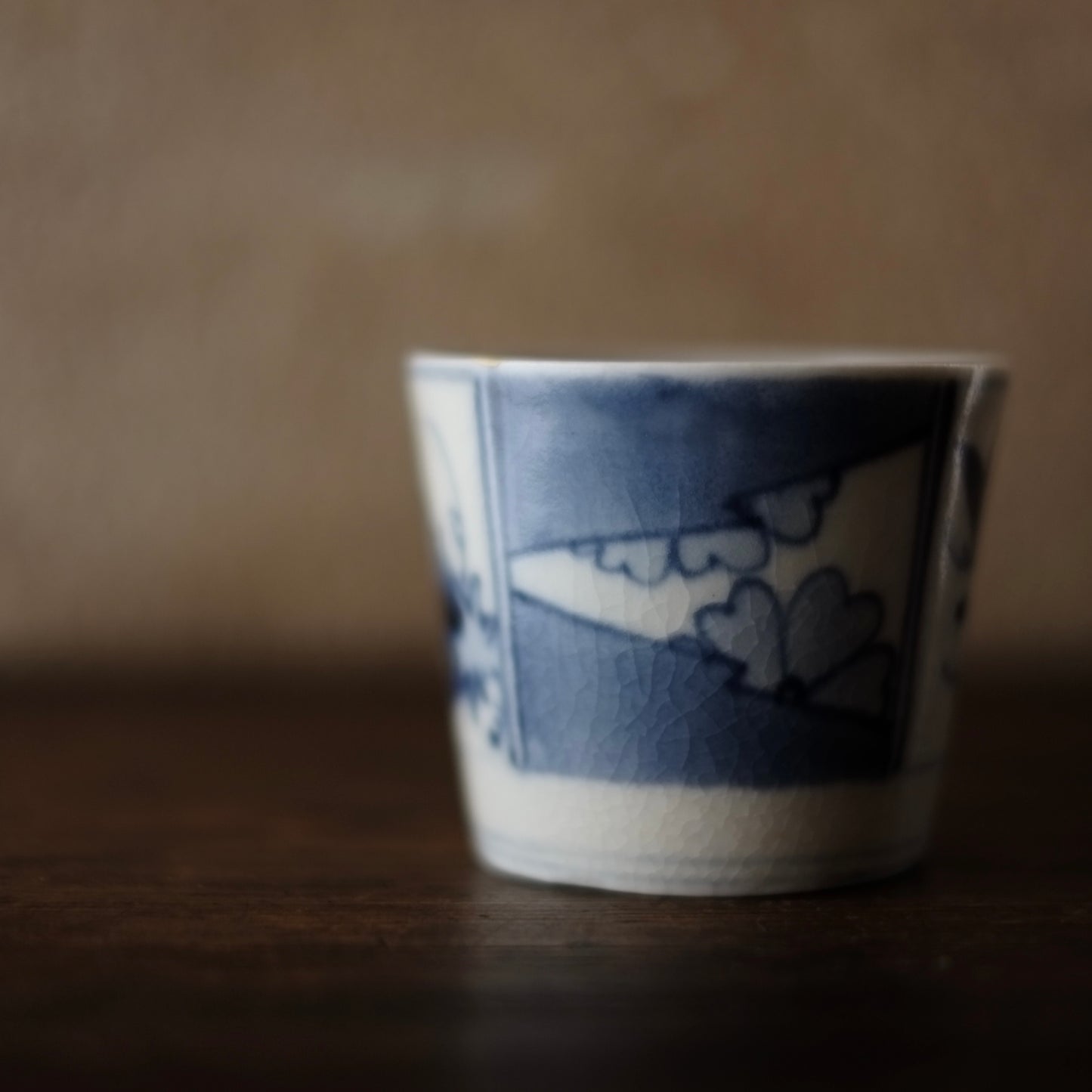 瀬戸太白手 描き分け楓花文 蕎麦猪口 (江戸後期)