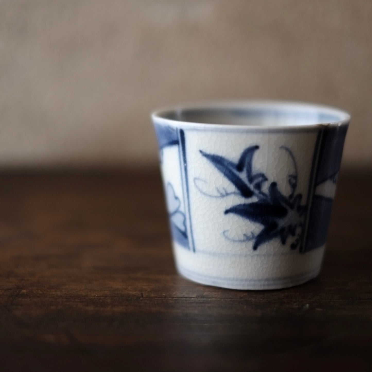 瀬戸太白手 描き分け楓花文 蕎麦猪口 (江戸後期)
