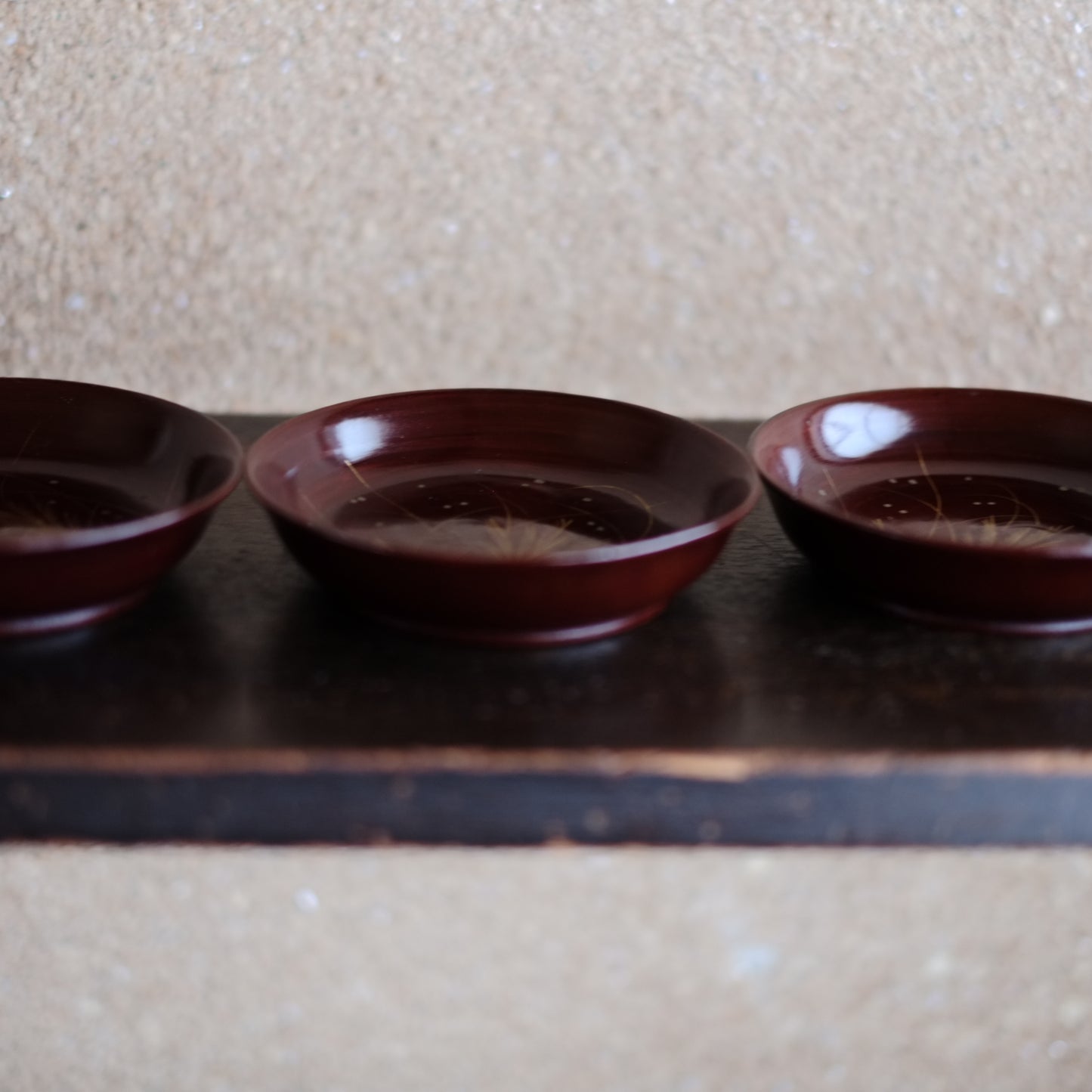 溜塗底黒 草露文蒔絵 小皿 5客揃 菓子皿