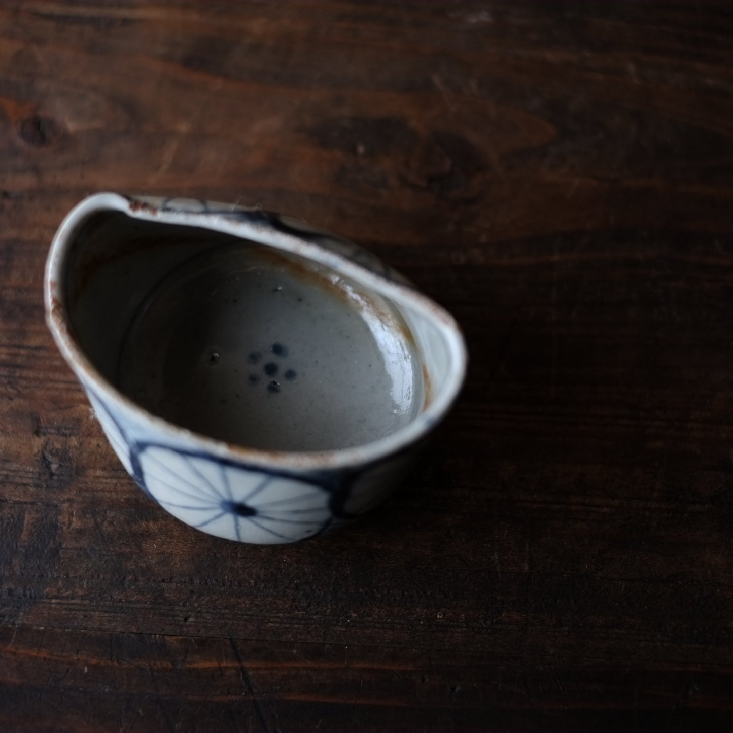 へうげ 美濃太白 菊文半筒猪口 (江戸時代)