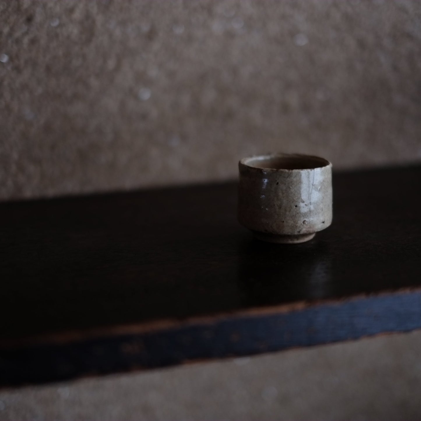 美濃灰釉 香炉手 筒盃 ブリキ缶付 (桃山-江戸初期)