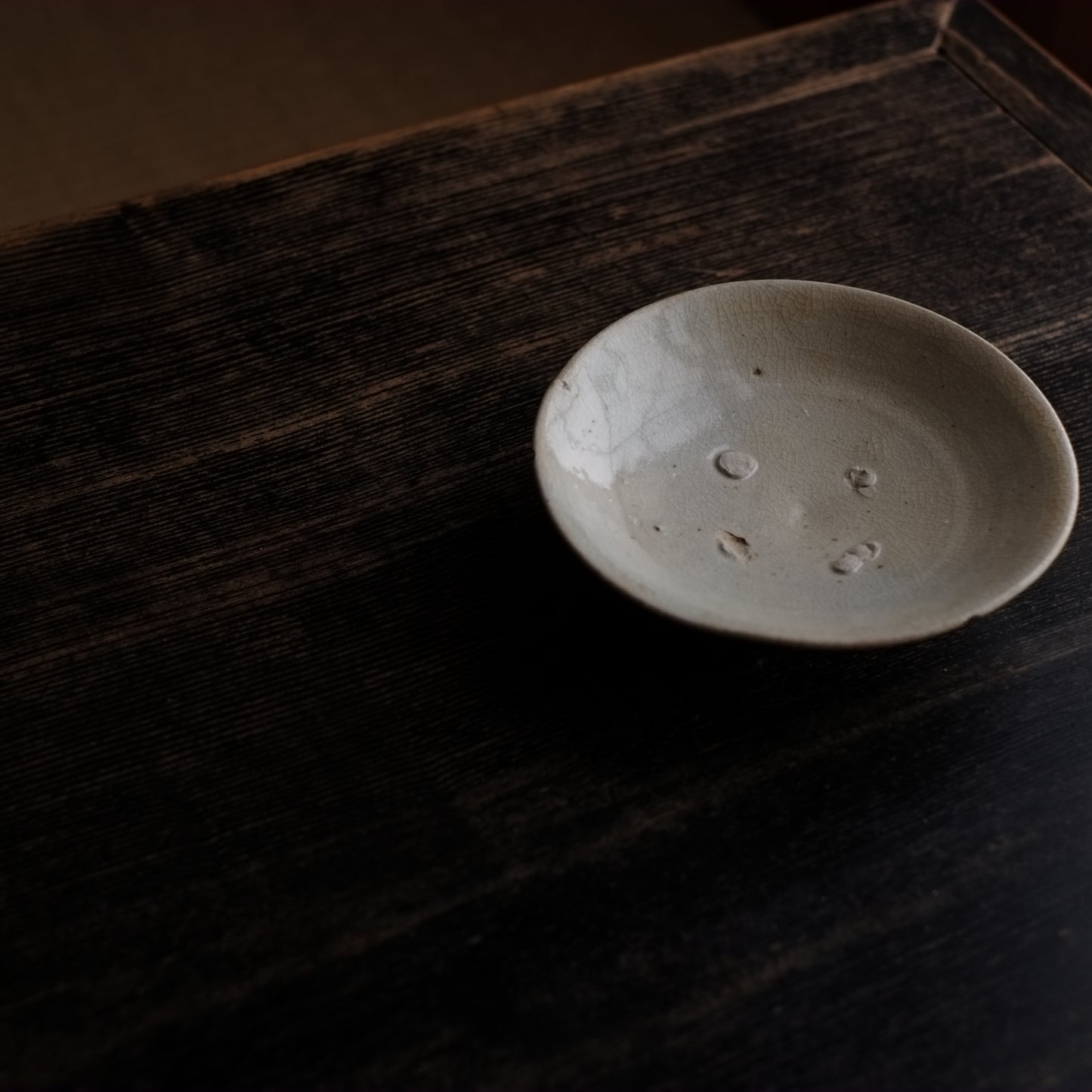 李朝 柔らか手 白磁平皿 (李朝初期)