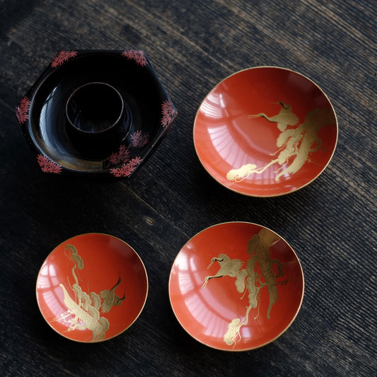 時代 朱漆蒔絵三段盃 黒漆赤絵蒔絵六角盃台 セット