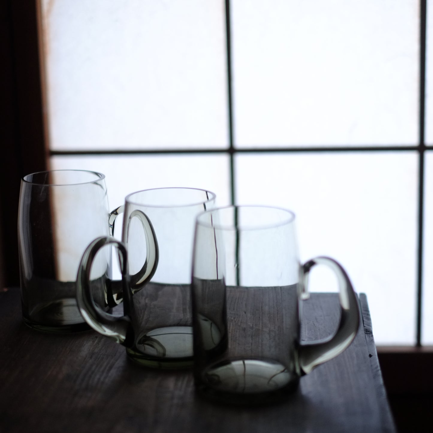 時代　欧州　黒ガラス　ジョッキ　(20世紀)