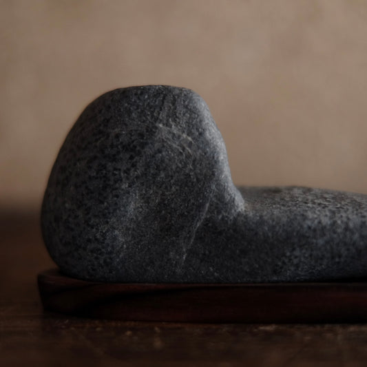 宇治川石 土坡 水石 (台座付)