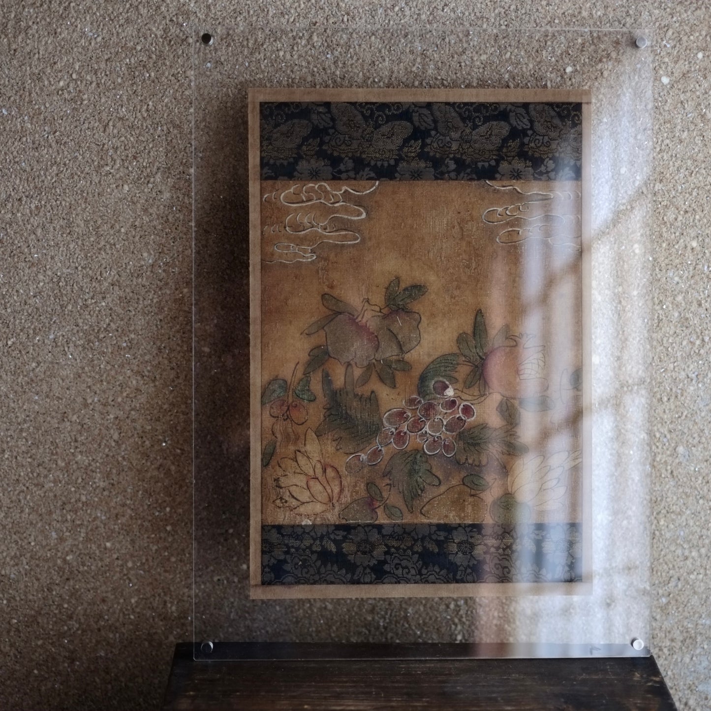 時代　李朝民画絹本葡萄図　額装品　(李朝中-後期)