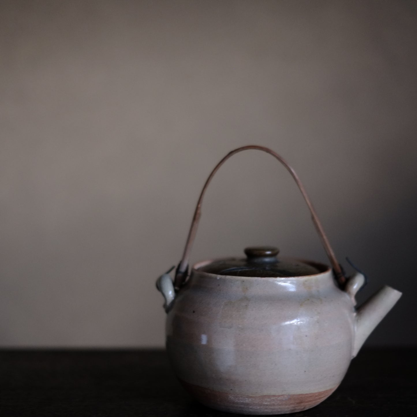 時代　灰釉土瓶　茶急須　（明治末-昭和初期)