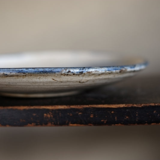 時代 瀬戸呉須吹墨花文皿 (幕末-明治 19世紀末)