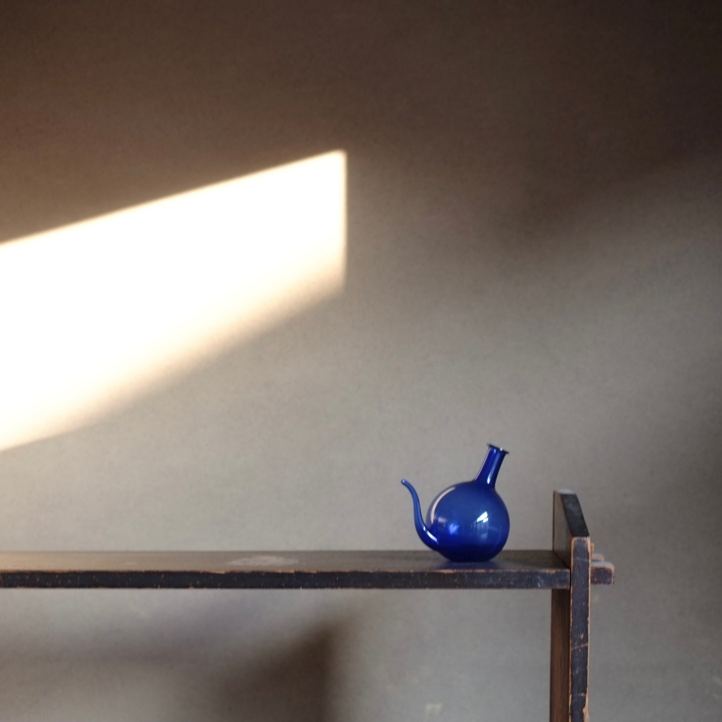 時代　注口青ガラス　ちろり　(20世紀)