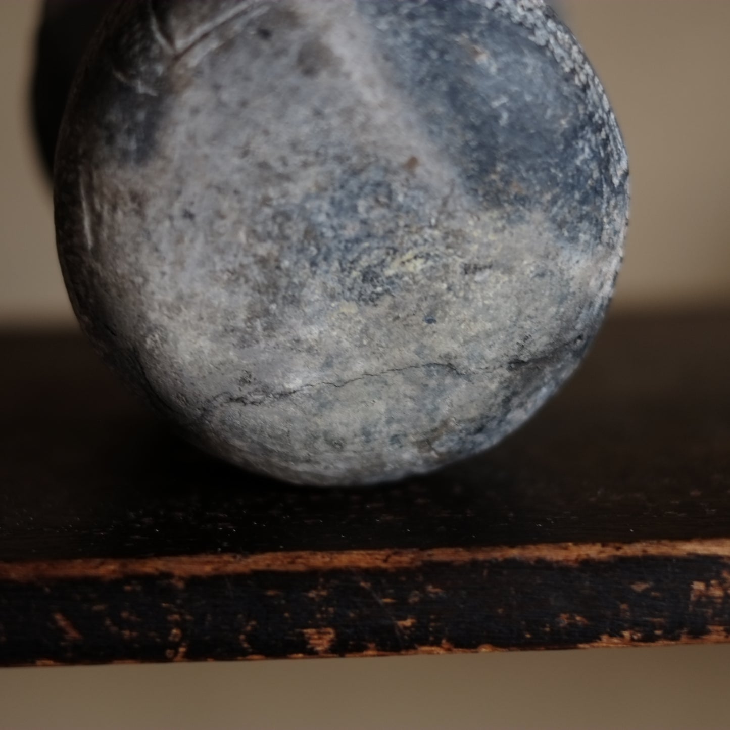 時代　バンチェン土器　黒陶線文土器　(紀元前2000-1500年)