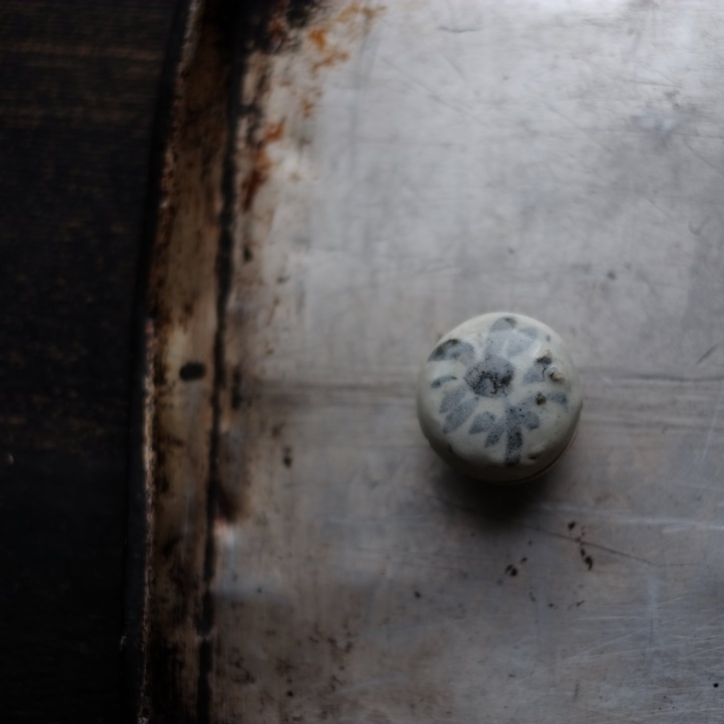 呉須染付花紋 香合　小合子　(明朝　16-17世紀)