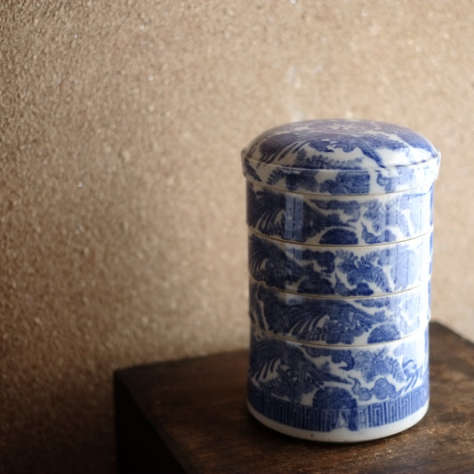 時代　鶴図白磁印判　蓋付　丸形四段重　(明治期頃　19世紀)