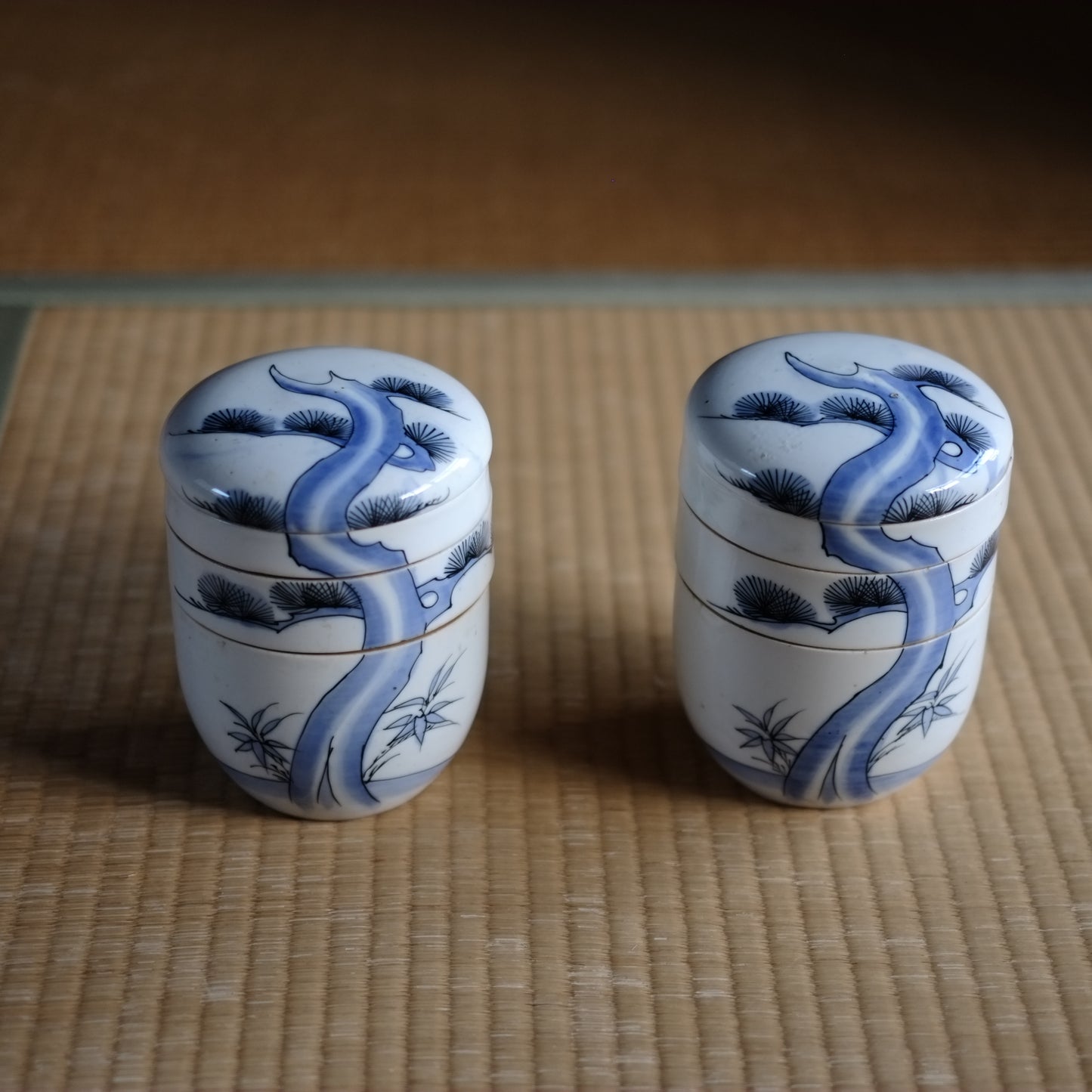 時代　松笹文　蓋付三段重箱 (明治末–昭和中期19世紀末-20世紀)