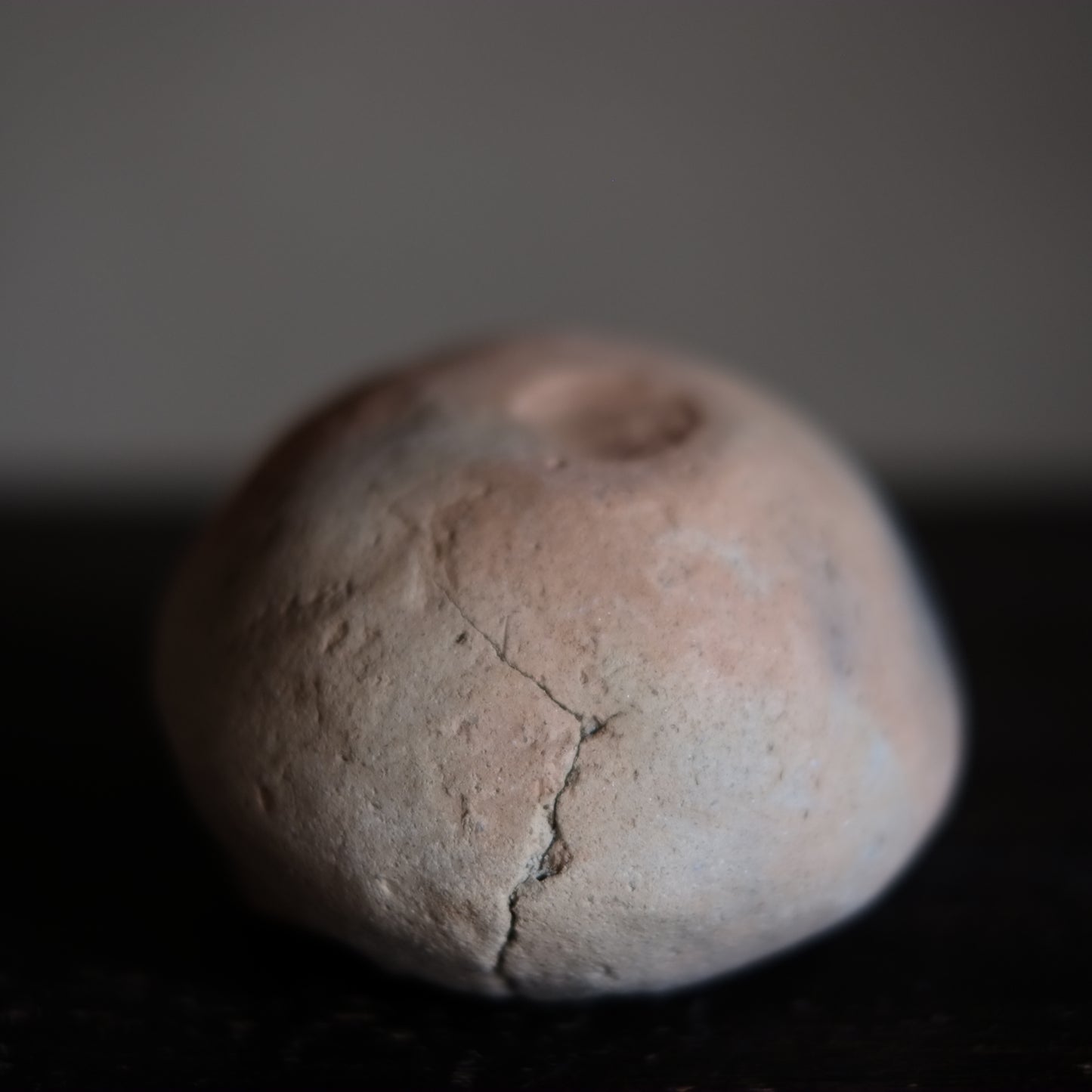 時代　黒斑　弥生土器・土師器小壺　(弥生〜古墳時代)