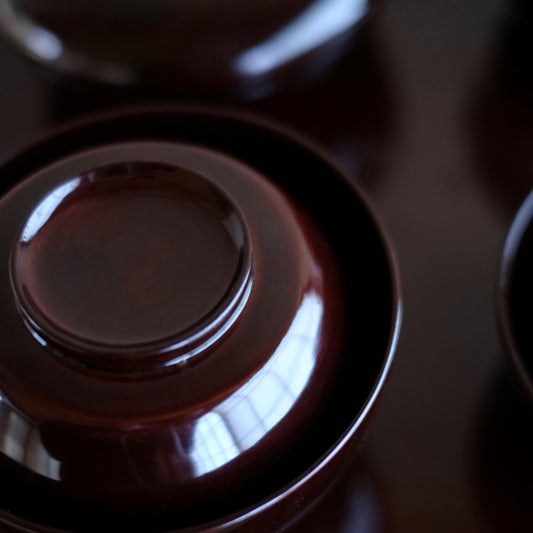 時代 飴黒漆塗 飯椀・汁椀・壺椀・平椀 四つ椀揃セット (江戸時代)