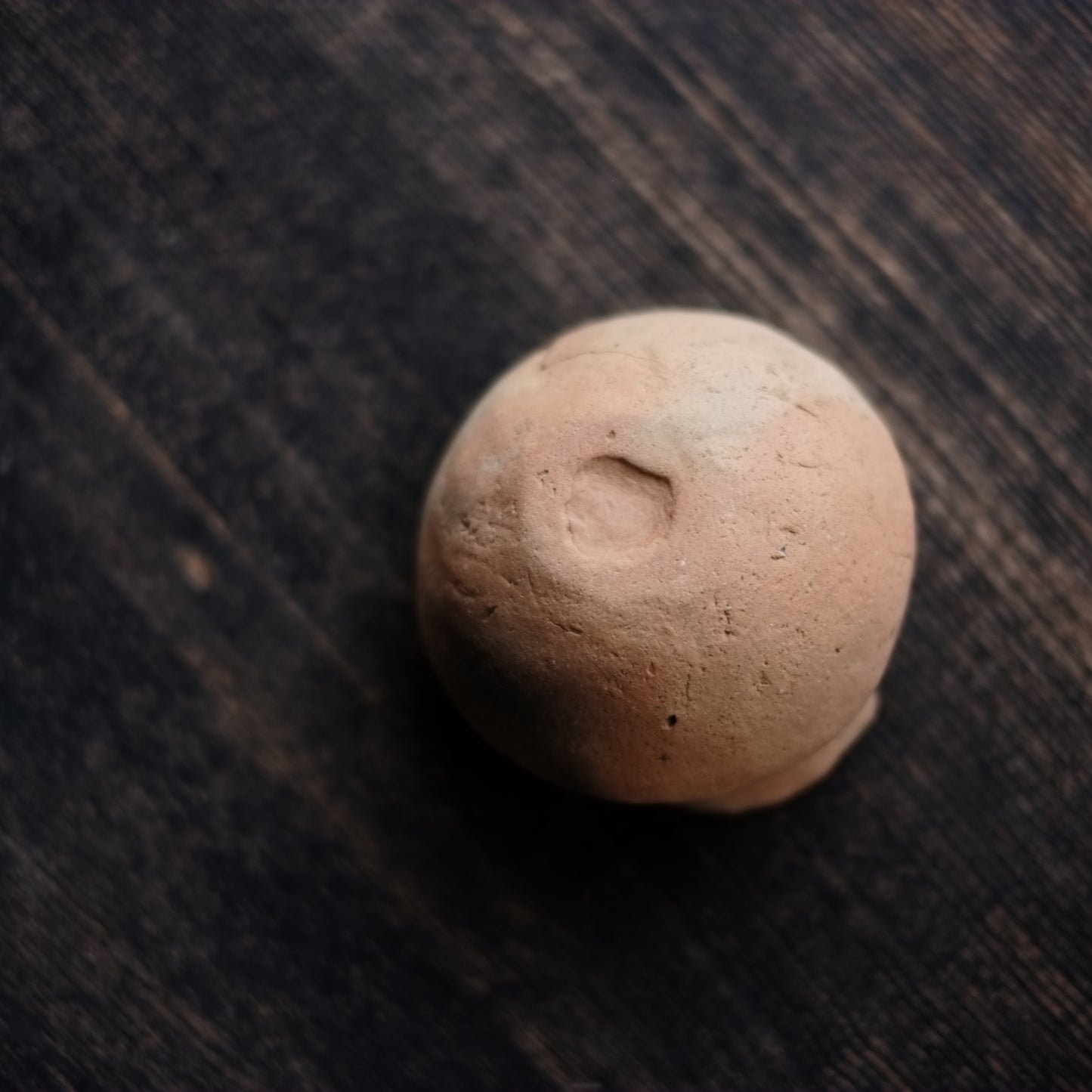 時代　黒斑　弥生土器・土師器小壺　(弥生〜古墳時代)