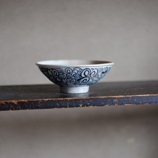 時代　青花 唐草文 茶碗　E（清朝）