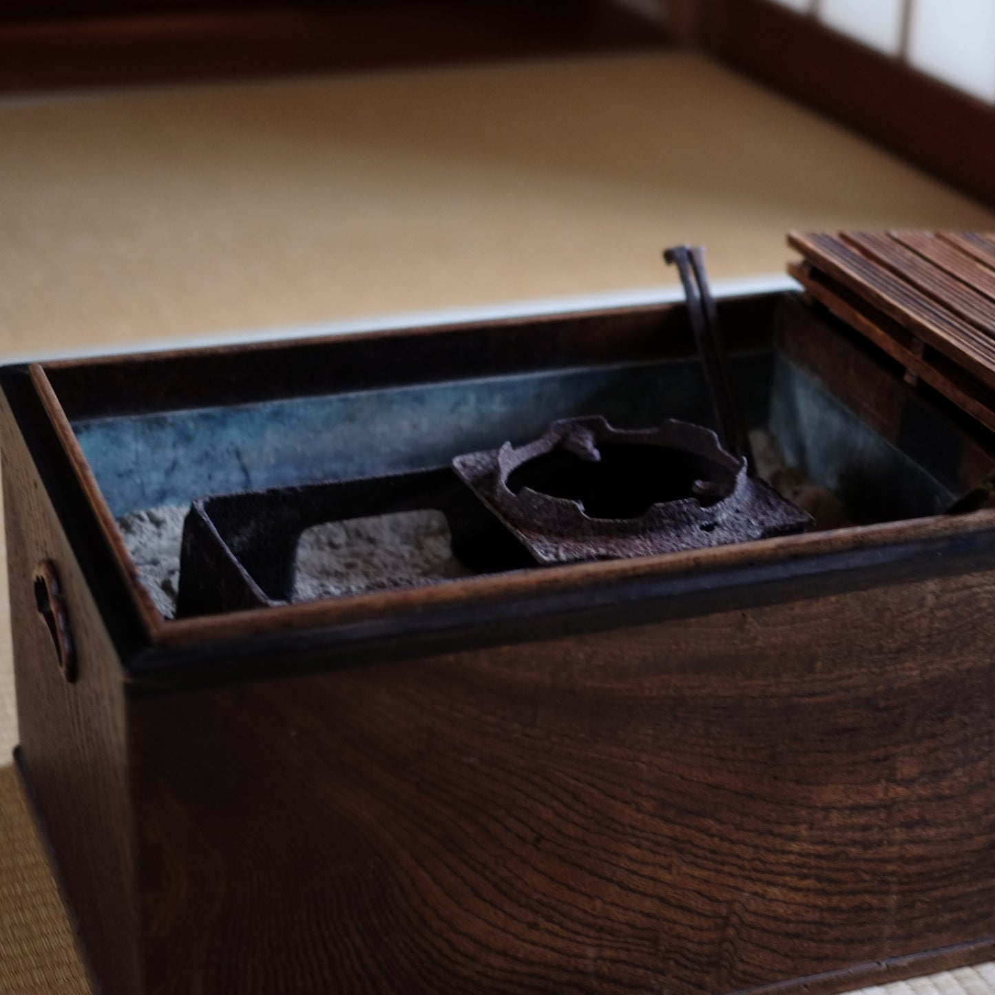 時代　蓋付　杢目江戸長火鉢　一式　（大正〜昭和初期頃）