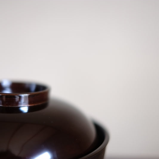 時代 黒漆塗 利休形蓋付丸椀 (江戸末-明治中期頃)