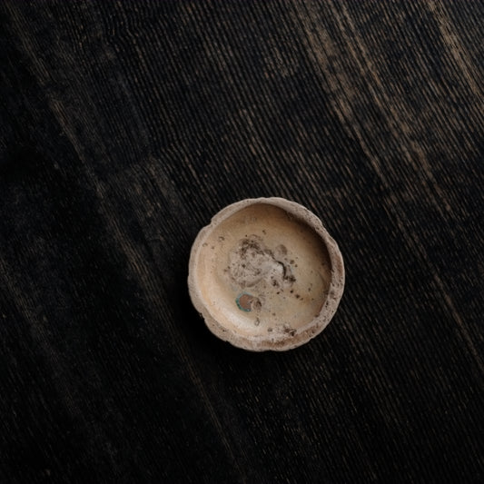 時代 刻文 白釉 豆皿