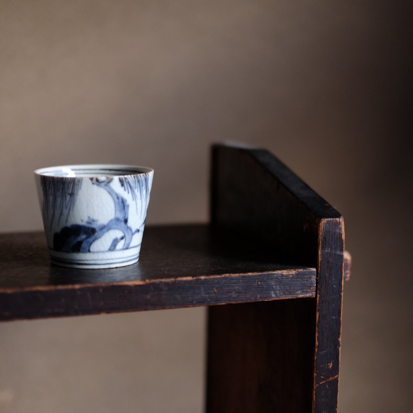 古伊万里　柳梅文蕎麦猪口　(江戸後期)